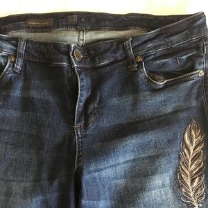 Kut from the Kloth Catherine Boyfriend Dark Wash